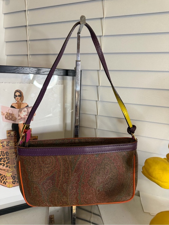 Etro Handbags - ETRO Paisley Leather Shoulder Bag | Authentic | Pre-Loved